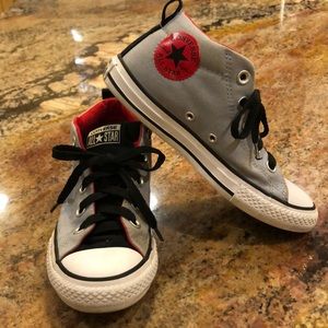 Converse Chuck Taylor All Star Street Mid-top